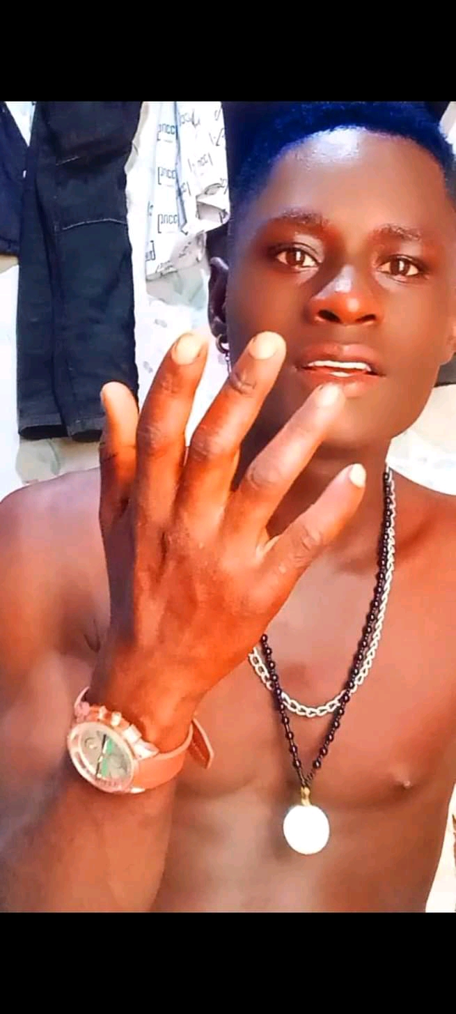 Feel this song Denmark and Ronnie zero ft John ricky 